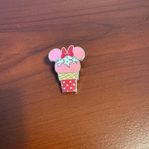 Disney Pins - Minnie Mouse Pink Ice Cream Cone Food Icons Snack Pin Collection - Picture 3 of 4